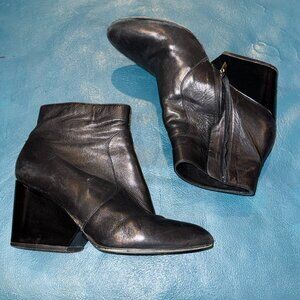 Robert Clergerie Wedge Booties Black Leather 38.5
